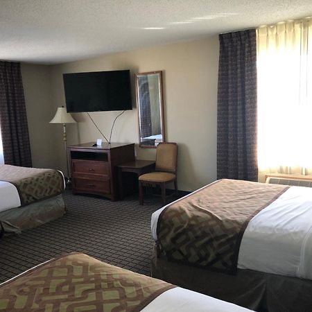 Regency Inn Geneseo Il I-80 Eksteriør bilde