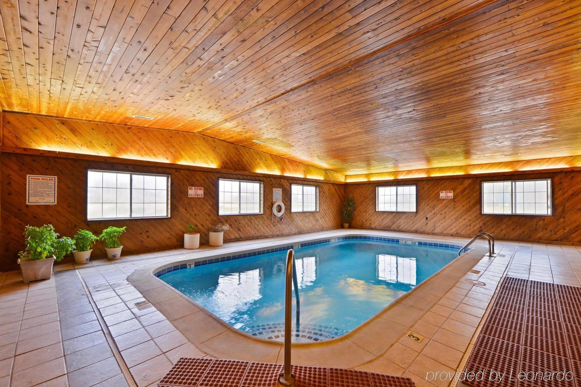 Regency Inn Geneseo Il I-80 Eksteriør bilde