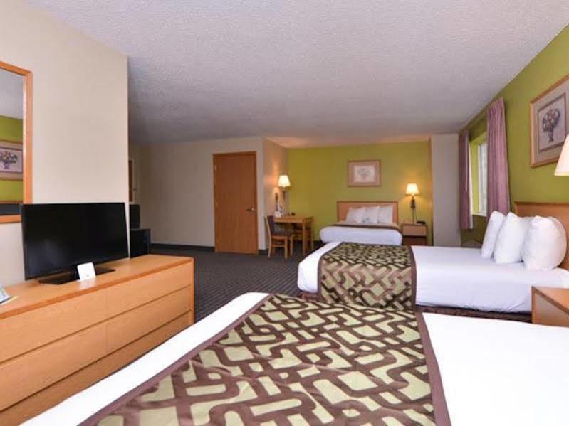 Regency Inn Geneseo Il I-80 Eksteriør bilde